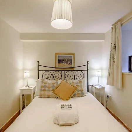 Hébergement de vacances 2 Bed In Nr Ulverston Oc-lcc03 *