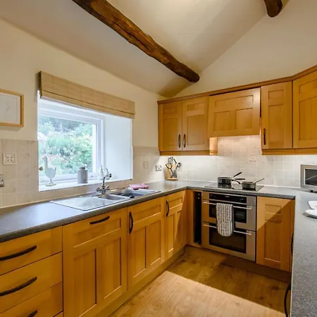 2 Bed In Nr Ulverston Oc-lcc03 Hébergement de vacances Bouth